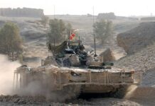 Dänischer CV90-Schützenpanzer im Rahmen des Afghanistaneinsatzes.