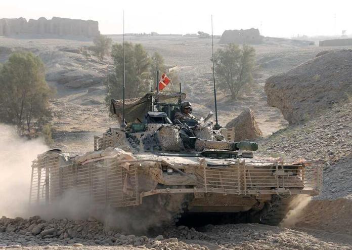 Dänischer CV90-Schützenpanzer im Rahmen des Afghanistaneinsatzes.