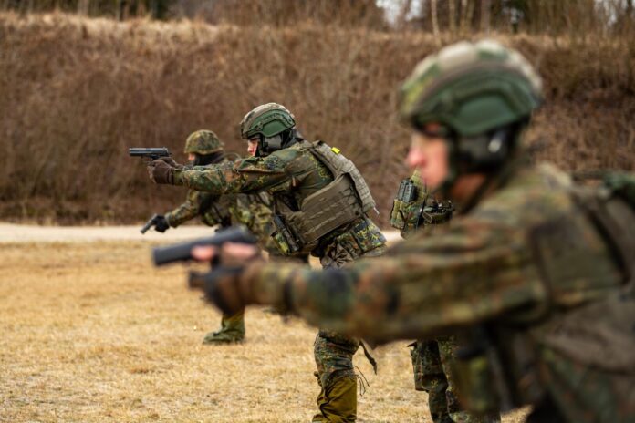 Die „Pistole querschnittlich“, welche in der Bundeswehr die Katalogisierungsnummer P13 erhalten wird, soll zukünftig die P8 in der Truppe ablösen.