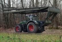 Innovation trifft Pragmatismus: Der COBRA-Brückenleger auf Fendt-Traktor