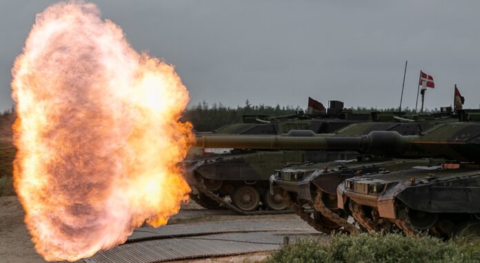 Leopard 2 Kampfpanzer