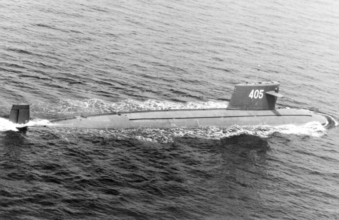 Typ-09-I-Atom-Jagd-U-Boot-der-chinesischen-Volksmarine