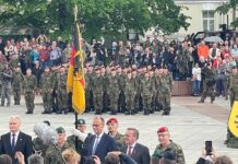 Aufstellungsappell Panzerbrigade 45 in Litauen