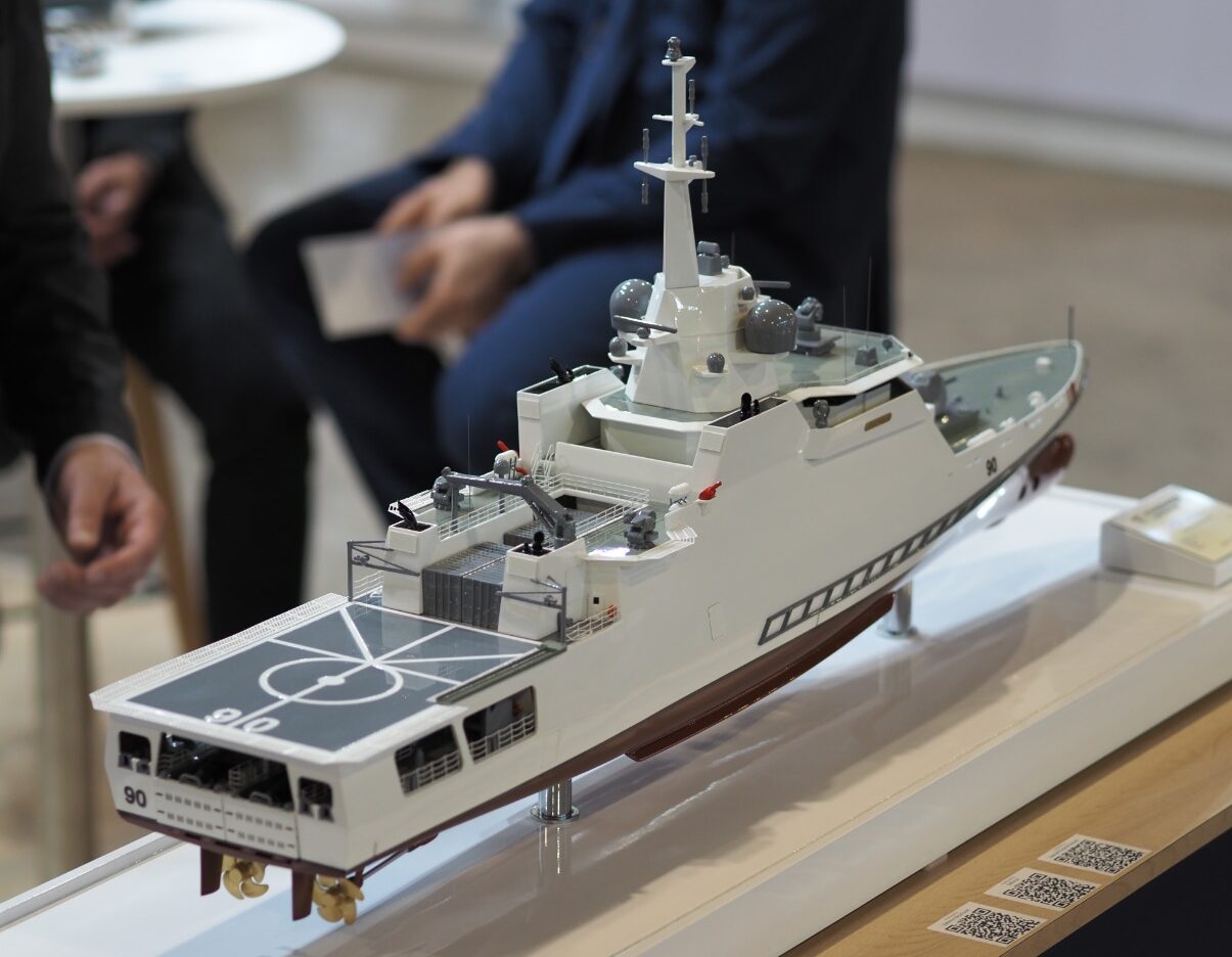 Heckansicht des OPV90 Mk II von Fassmer
