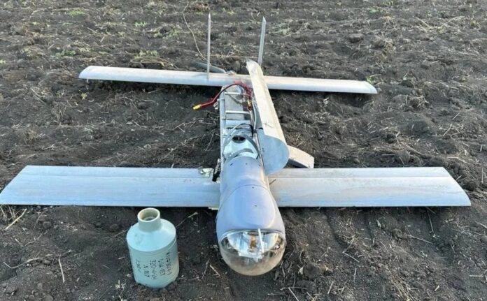 Eine geborgene autonome V2U-Strike-Drohne.