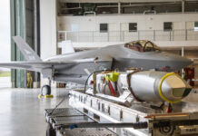Norwegische F-35A mit Joint Strike Missile.