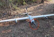 Vector AI Aufklärungsdrohne mit WASP-Akustik-Sensor zur Schallmessung