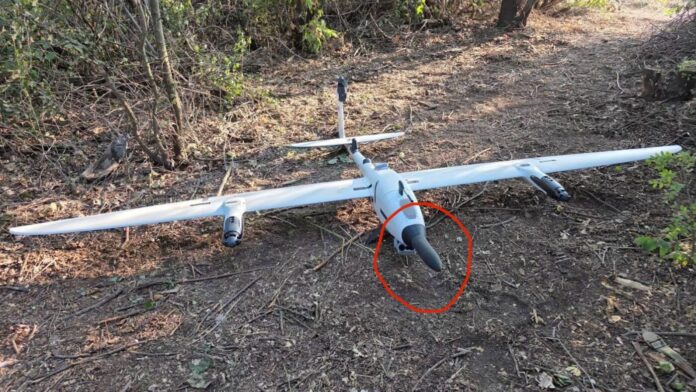 Vector AI Aufklärungsdrohne mit WASP-Akustik-Sensor zur Schallmessung