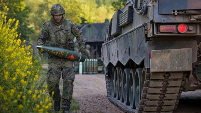 Artilleriemunition Panzerhaubitze 2000