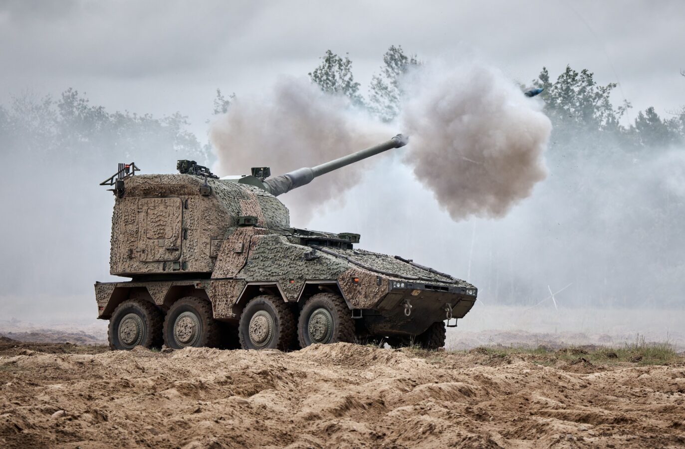 Bundeswehr bestellt erste Radhaubitzen RCH 155