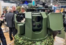 Der Düsseldorfer Rüstungskonzern Rheinmetall zeigt auf der diesjährigen Fachmesse Enforce Tac in Nürnberg die ferngesteuerte Waffenstation RCWS320C-UAS.