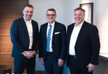 Das Sensorhaus Hensoldt und Schwarz Digits, die IT- und Digitalsparte der Schwarz Gruppe, schließen eine strategische Partnerschaft, um gemeinsam den Ausbau von Software-Defined Defence sowie souveränen, datengetriebenen Fähigkeiten für den vernetzten Einsatzraum voranzutreiben.