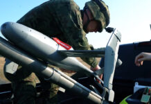Die polnischen Streitkräfte haben damit begonnen, eigenes Personal an dem AS-3-Merops-Drohnenabwehrsystem auszubilden.