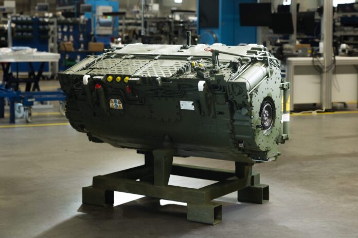 Die RENK Group AG, ein führender Anbieter von Antriebslösungen für den militärischen Bereich, hat im Rahmen des Schützenpanzerprogramms Puma einen bedeutenden Auftrag zur Lieferung von 188 Getrieben vom Typ HSWL 256 für das 800-kW-Antriebssystem des Fahrzeugs erhalten.