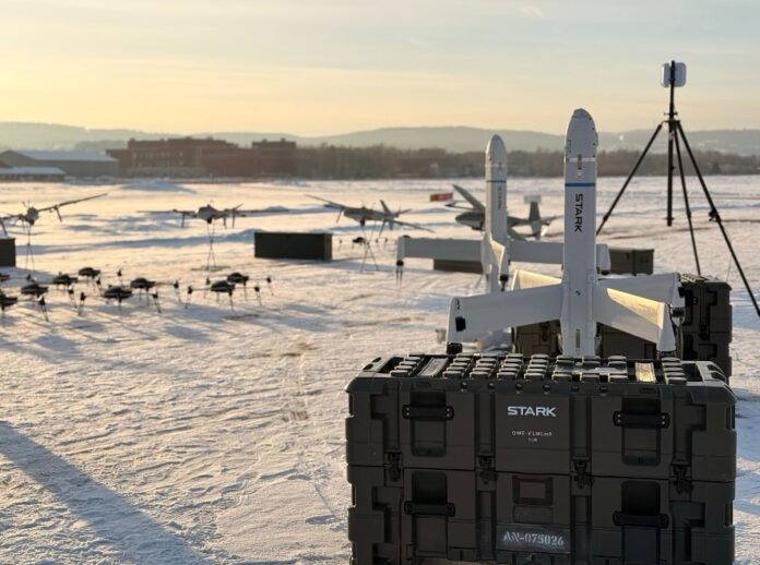 Das deutsche Defence-Tech-Unternehmen STARK und Six Robotics, ein norwegischer Anbieter von Autonomie- und Schwarmsoftware für unbemannte Systeme, haben eine Absichtserklärung (MoU) für die Integration ihrer Systeme für gemeinsame Recce-Strike-Einsätze unterzeichnet.