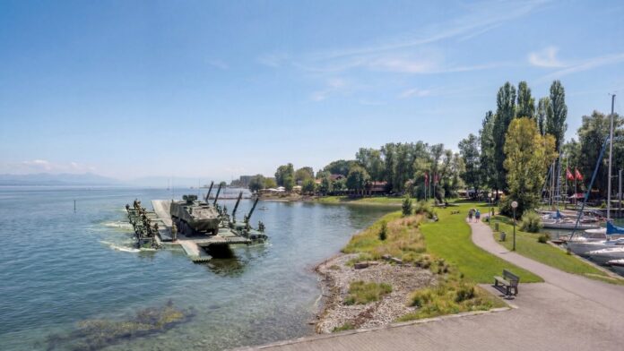 Das europäische Rüstungsunternehmen General Dynamics European Land Systems (GDELS) plant im Rahmen der Piranha-Produktion für die Bundeswehr einen Fährbetrieb mittels unternehmenseigenen M3-Amphibien auf dem Bodensee einzurichten.