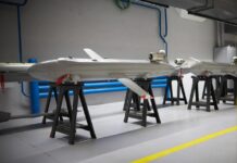 Die zunehmende Bedeutung von Missiles (im Deutschen teilweise als Flugkörper bezeichnet) und Drohnen im Krieg in der Ukraine und in anderen jüngeren Konflikten hat diese Systeme aus dem Expertendiskurs in den öffentlichen Raum gebracht.