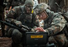 Die Bundeswehr darf 237 zusätzliche Zugsysteme des Soldatensystems „Infanterist der Zukunft – Erweitertes System VJTF +“ (IdZ-ES VJTF +) beschaffen und 116 Bestands-Zugsysteme anteilig auf den Konstruktionsstand „VJTF +“ hochrüsten, der Obsoleszenzbeseitigungen und mehrere neue Fähigkeiten enthält.