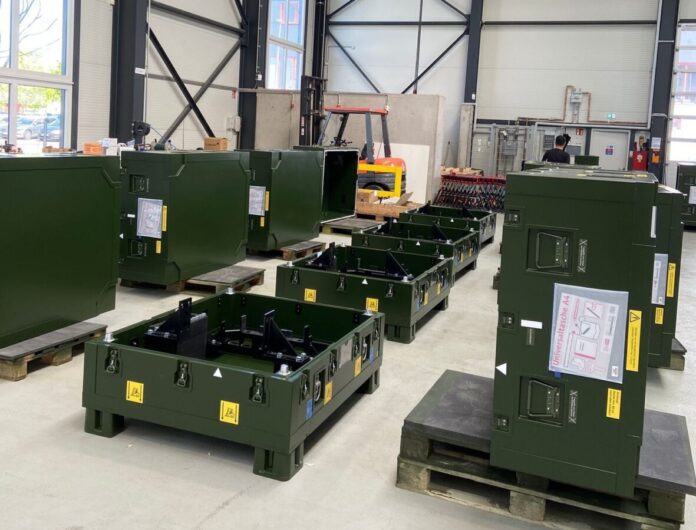 Die Maibach Industrie-Plastic GmbH aus Eislingen, ein spezialisierter Hersteller von Hochleistungscontainern und Schutzbehältern nach MIL-STD und VG 95613, hat eine neue Produktionshalle mit rund 1.000 Quadratmetern in Betrieb genommen.
