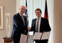 Diehl Defence und die griechische Hellenic Defence Systems blicken auf eine mehr als 20-jährige Kooperation bei der Entwicklung und Produktion des Lenkflugkörpers IRIS-T zurück, nun wurde die Kooperation erneuert.