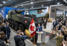 Das kanadische Systemhaus General Dynamics Land Systems–Canada hat gestern im Rahmen der Rüstungsmesse CANSEC mit der Radhaubitze GRIZZLY LAV erstmals das von KNDS Deutschland entwickelte AGM-Geschützmodul auf einer 10x10-LAV-Plattform vorgestellt.