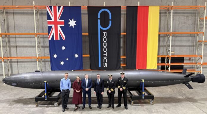Die Bundeswehr beschafft ein Exemplar der Unterwasserdrohne Speartooth, welche demnächst von der Wehrtechnischen Dienststelle 71 erprobt werden soll.
