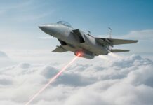 Im Rahmen einer Weltpremiere wird Elbit Systems auf der ILA 2026 erstmals Hochleistungslasersysteme (HPL) für luftgestützte Plattformen und Anwendungen zur Bekämpfung unbemannter Luftfahrzeuge (C-UAS) vorstellen.
