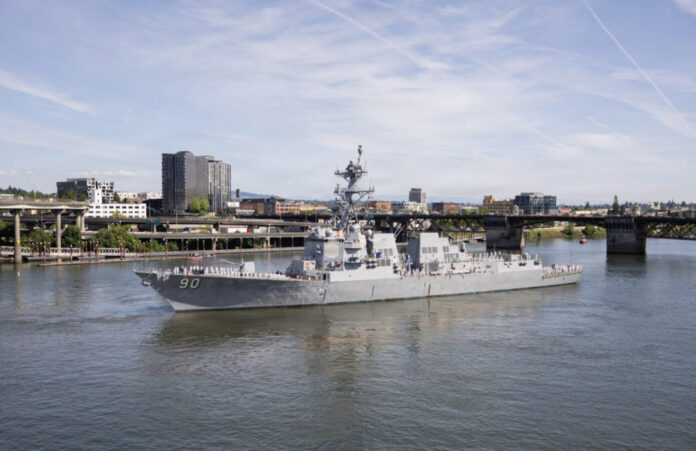 Arleigh Burke-class guided-missile destroyer Zerstörer USS Chafee (DDG 90)