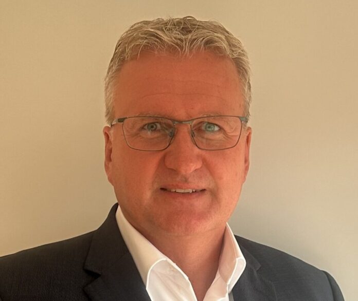 Der frühere Blohm+Voss-Chef Ralph Petersen wird ab August 2026 die Geschäftsführung des Itzehoers Batteriezellenherstellers CustomCells.