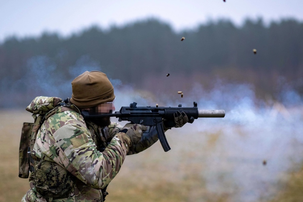 Die MP5SD von Heckler & Koch wurde von Beginn an für die Nutzung mit einem sogenannten Integralschalldämpfer konzipiert.