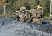 EGB-Fallschirmjäger