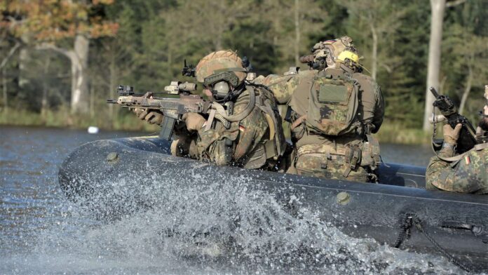 EGB-Fallschirmjäger