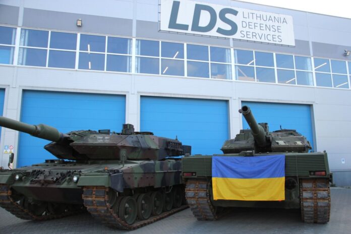 Die ukrainischen Streitkräfte haben seit 2023 insgesamt mehr als 100 Kampfpanzer des Typs Leopard 2 erhalten, von denen ein großer Teil beschädigt oder zerstört wurde. Einige davon konnten instandgesetzt werden und sollen in Kürze den ukrainischen Streitkräften übergeben werden.