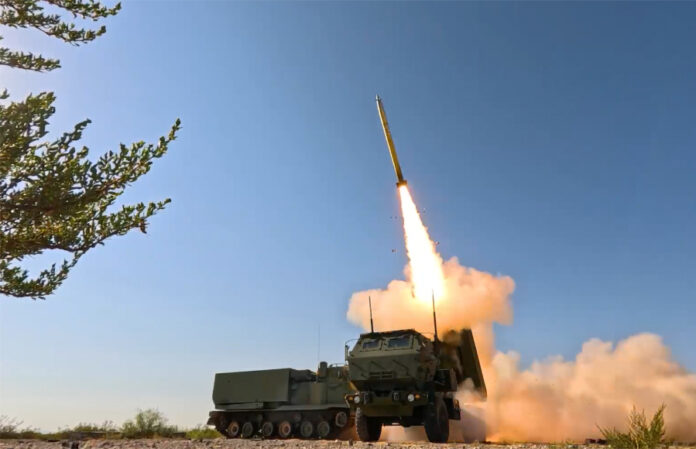 Lockheed Martin demonstriert Kurskorrektur von GMLRS-Raketen mitten im Flug