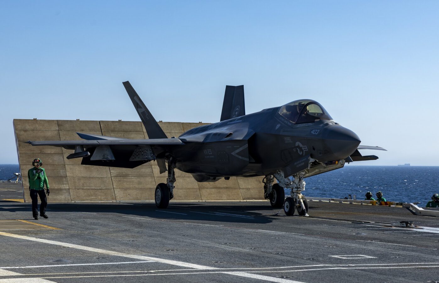 Eine F-35C Lightning II der U.S. Navy beim Katapultstart